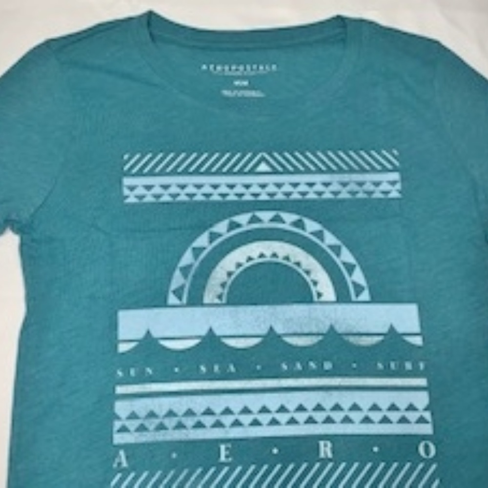 Aeropostale women's Tshirt size: Medium